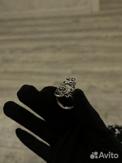 Женское кольцо