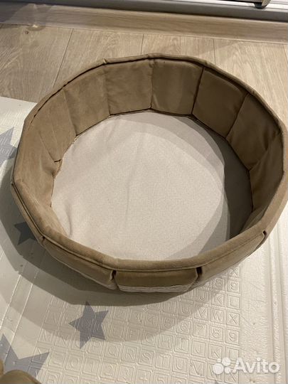 Лежанка для кошек