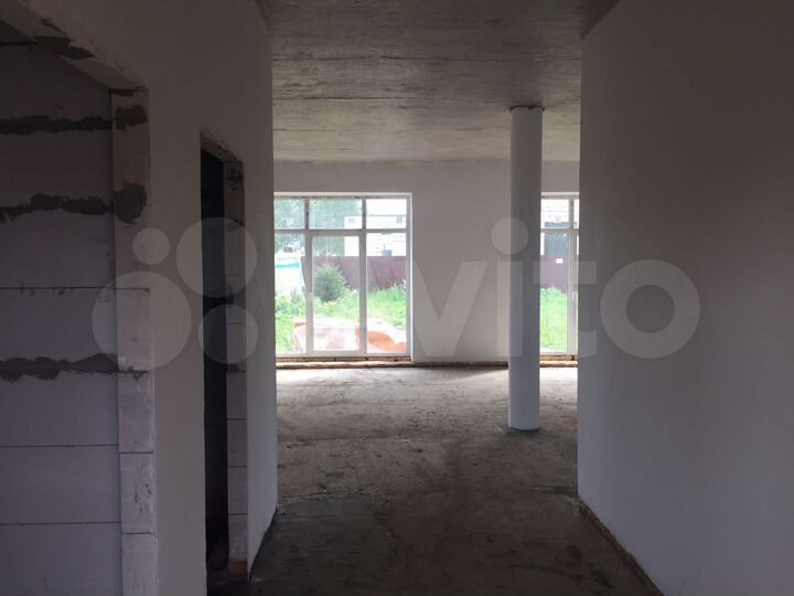 Дом 195 м² на участке 10,4 сот.