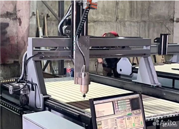 Фрезерный станок по цветному металлу с чпу