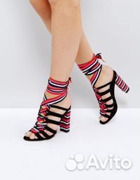 Босоножки с лентами