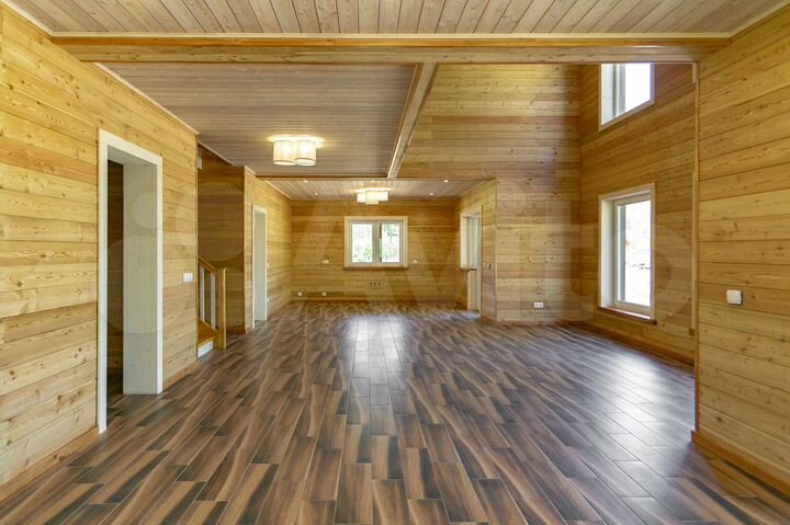 Коттедж 176 м² на участке 25 сот.