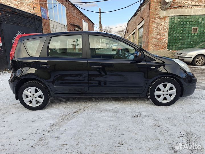 Nissan Note 1.6 МТ, 2006, 268 299 км