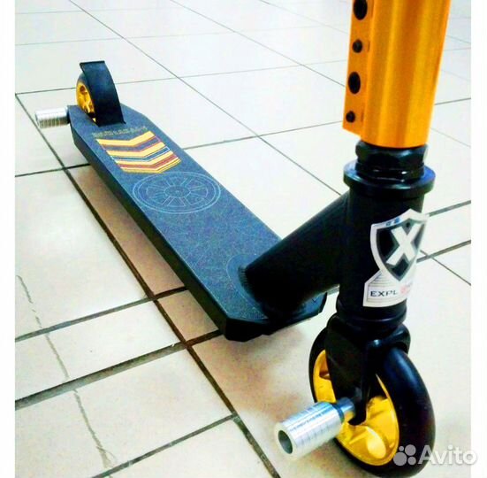 Самокат трюковой