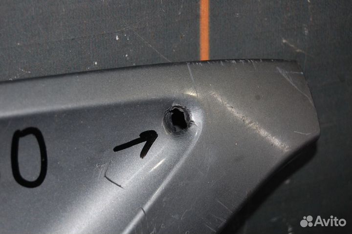 Накладка фары противотуманной правой - Volkswagen