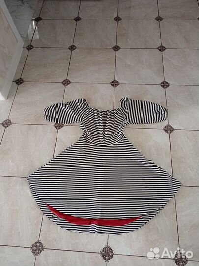 Платье женское