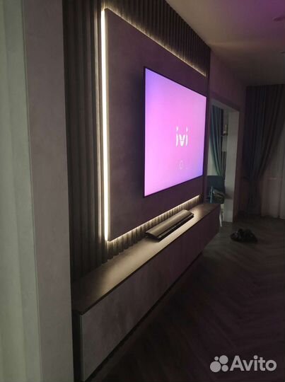 Телевизионная зона с тумбой и подсветкой