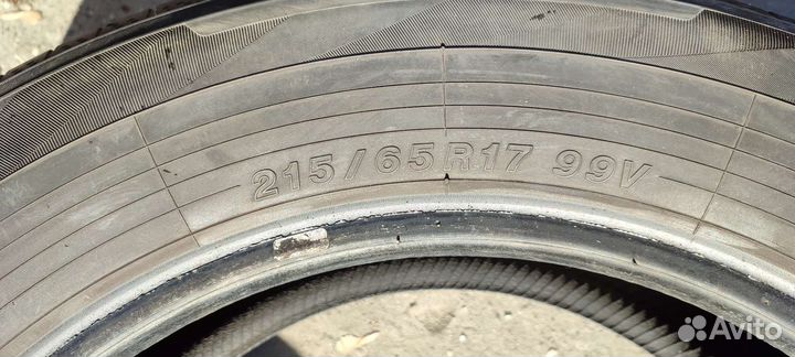 Yokohama BluEarth AE50 215/65 R17