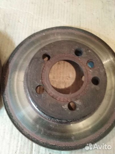 Передние тормозные диски VW T4