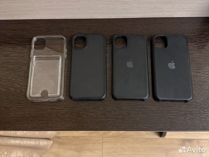Чехол на iPhone 11