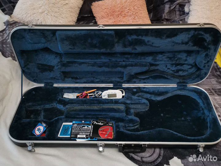 Гитарный кейс