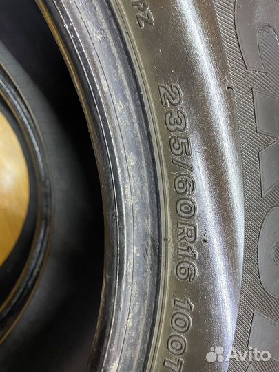 Bridgestone Ice Cruiser 7000 235/60 R16