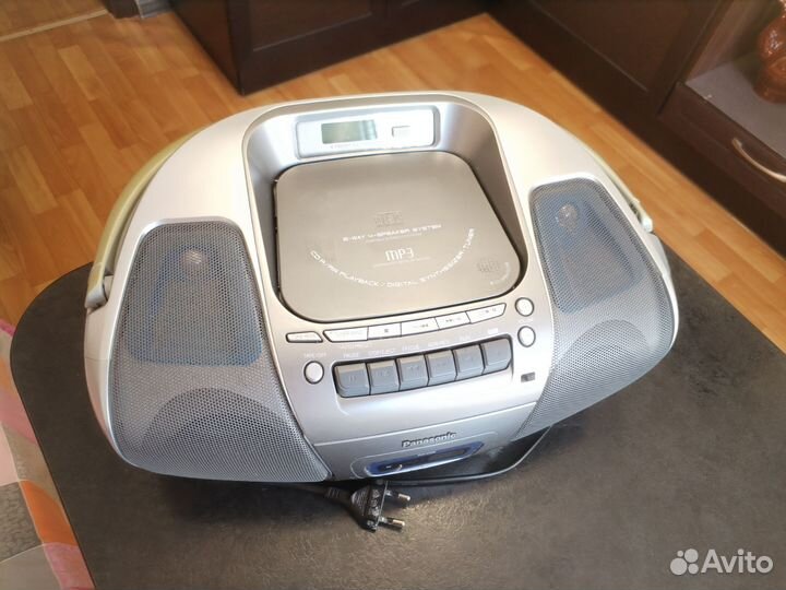 Магнитофон panasonic