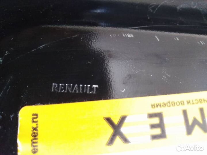 Кронштейн фонаря Renault Sandero 2014