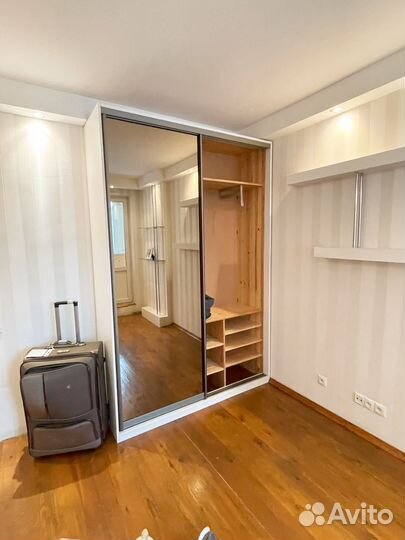 Шкаф купе зеркальный бу