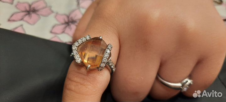 Серебряное кольцо