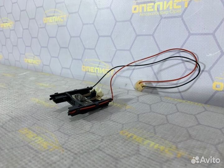 Датчик уровня топлива Opel Astra H Z18XER 2007