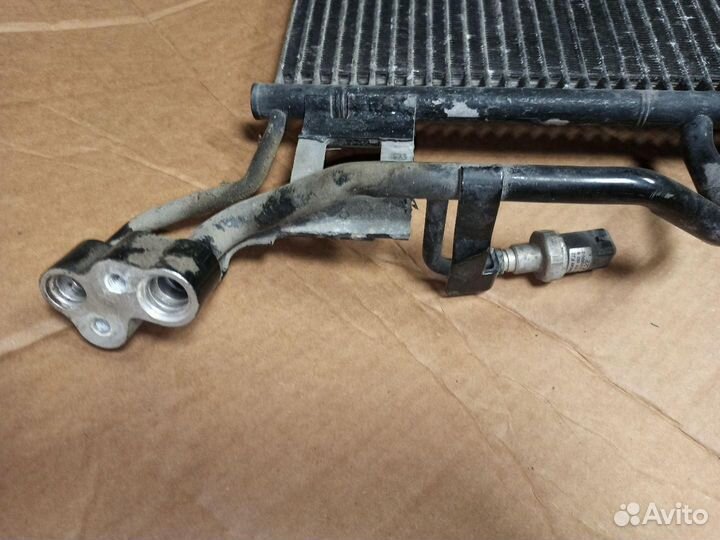 Радиатор кондиционера Ford Galaxy рест. 2003