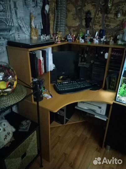 Стол компьютерный угловой IKEA