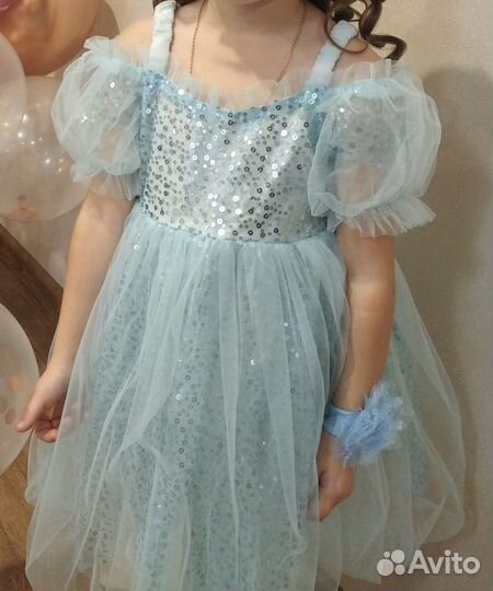 Нарядное платье на девочку 122