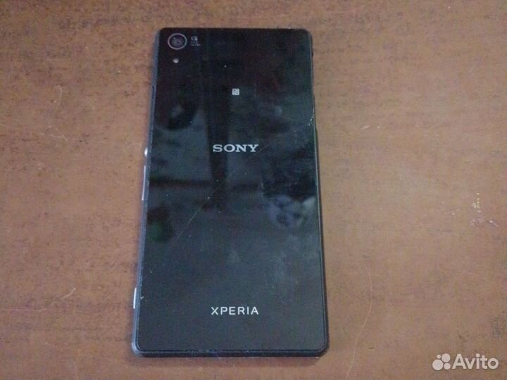 Телефон Sony xperia z2