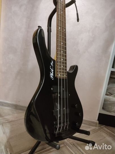 Бас гитара PhiL Pro /обмен