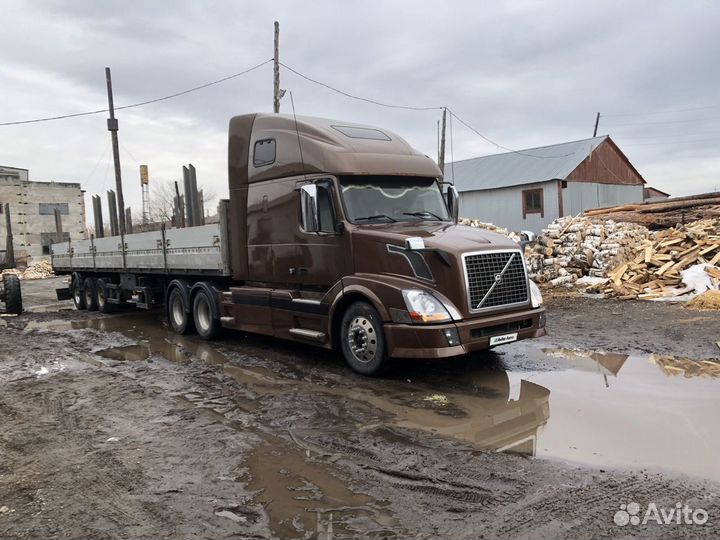 Volvo VNL 670, 2002