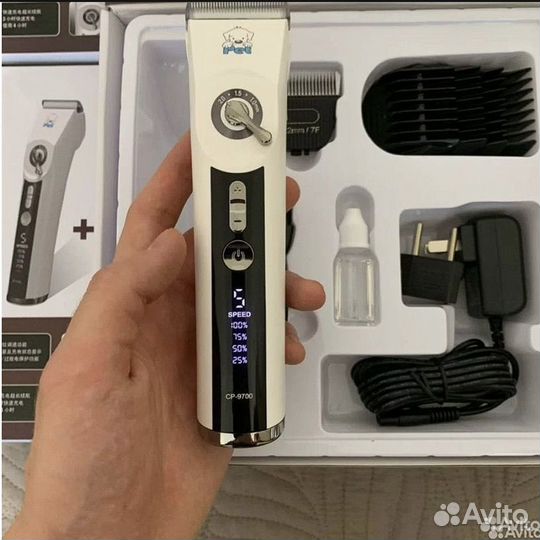 Машинка для стрижки CP-9700 с двумя лезвиями