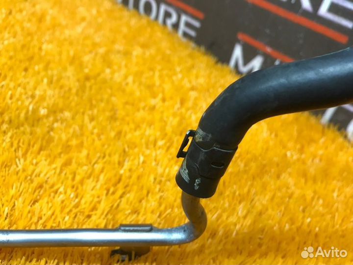 Патрубок системы охлаждения Volkswagen Passat Cc