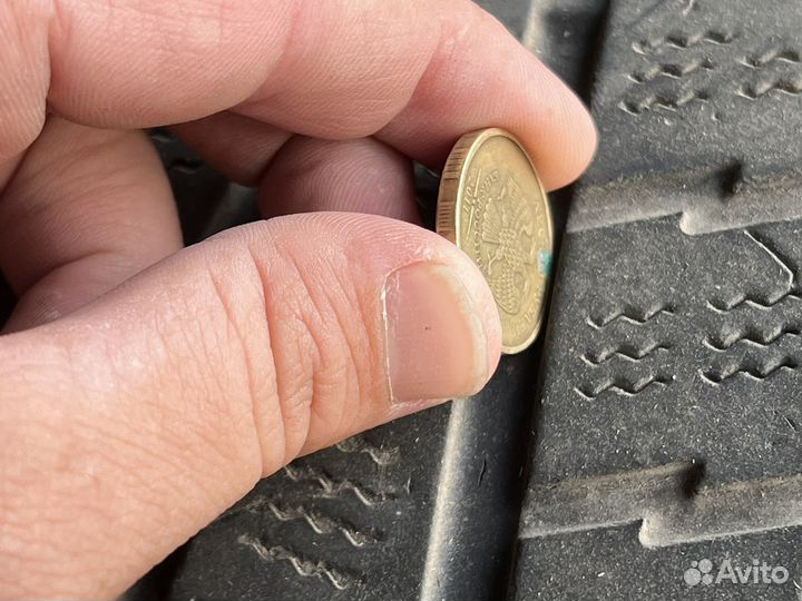 Dunlop SP Winter Ice 01 215/50 R17