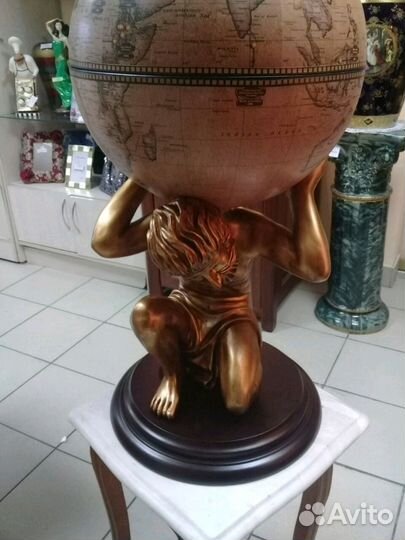 Глобус-бар Атлант. Новый