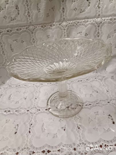 Ваза для фруктов (конфетница)