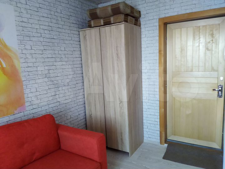 Комната 13 м² в 8-к., 4/8 эт.