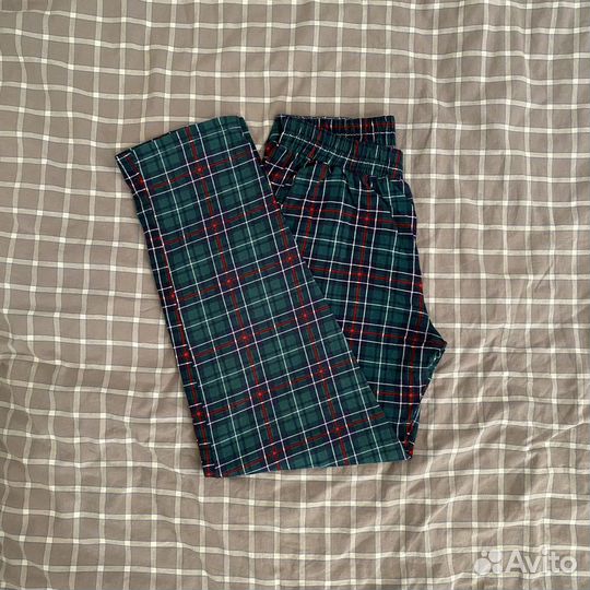 Пижама (рубашка с брюками)