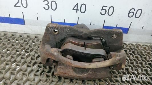 Суппорт тормозной передний правый toyota auris E15