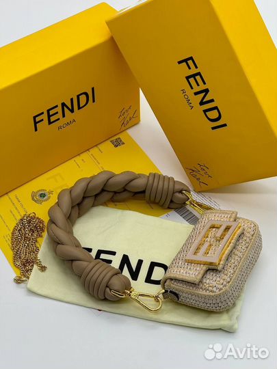 Сумка женская Fendi nano baguette