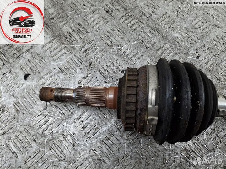 Полуось передняя правая б/у Opel Vectra B