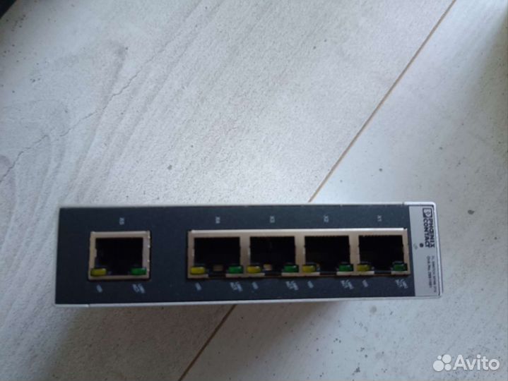 Коммутатор Ethernet Phoenix Contact