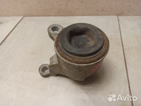 Подушка двигателя Ниссан