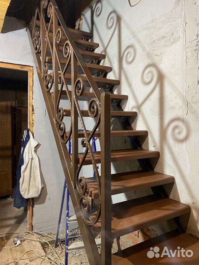 Бригада строителей