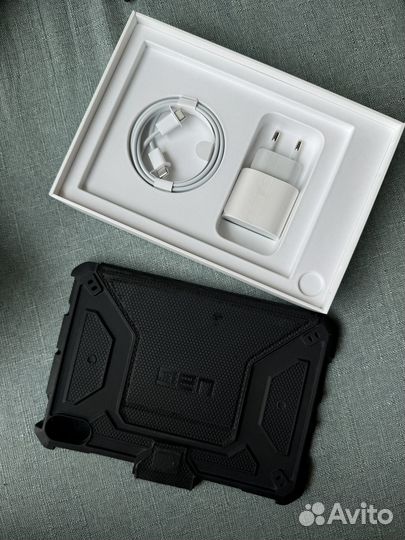 Чехол на iPad mini 6 UAG + зарядка и кабель