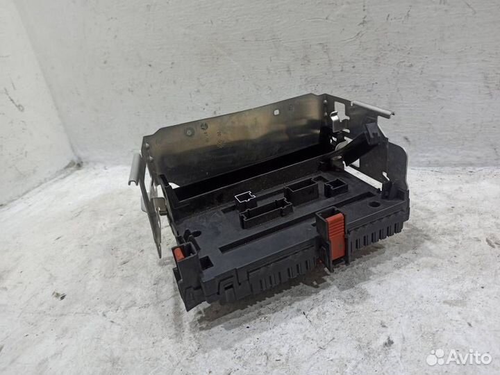 Блок предохранителей