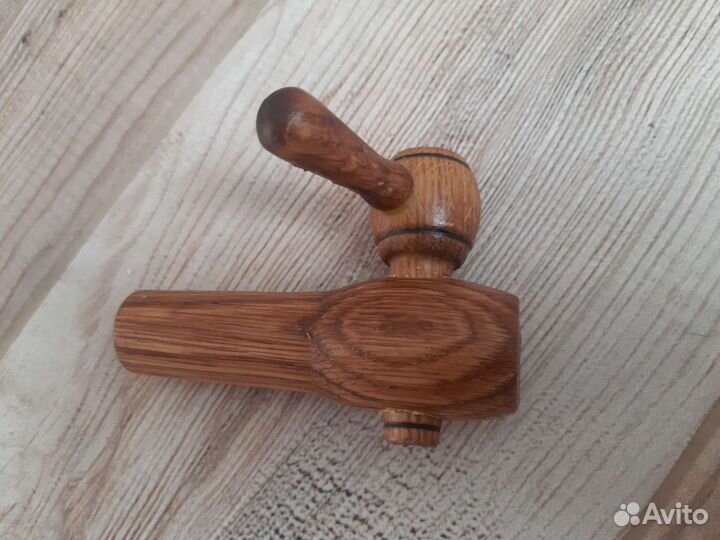 Кран для дубовой бочки