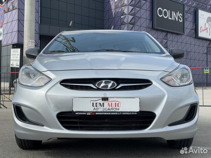 Hyundai Accent, 2011