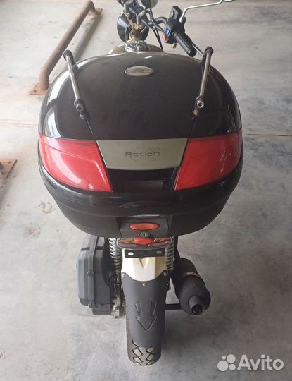 Продам скутер 150 (49)