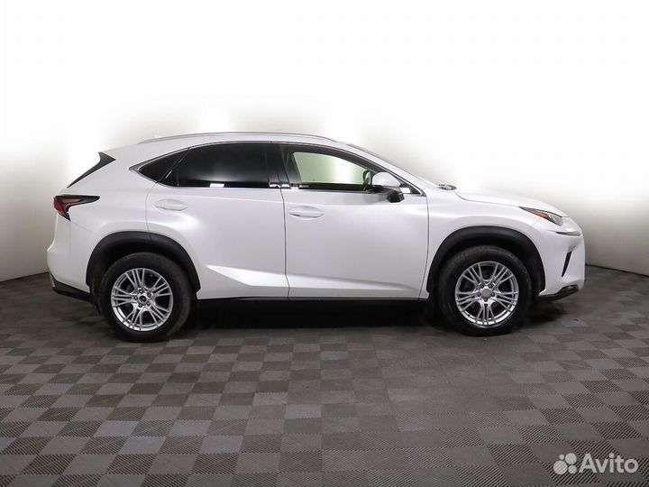 Lexus NX 2.0 CVT, 2018, 56 100 км