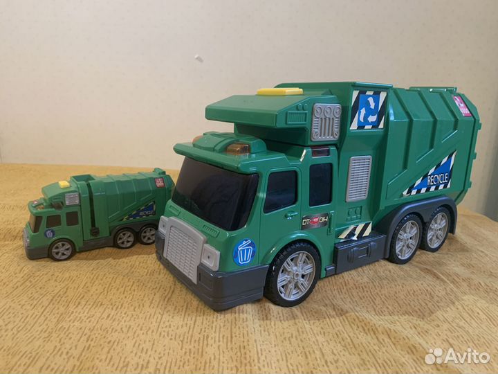 Мусоровозы dickie toys