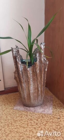 Кашпо для цветов из гипса