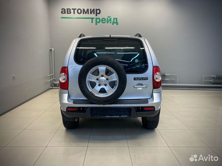 Chevrolet Niva 1.7 МТ, 2010, 130 100 км