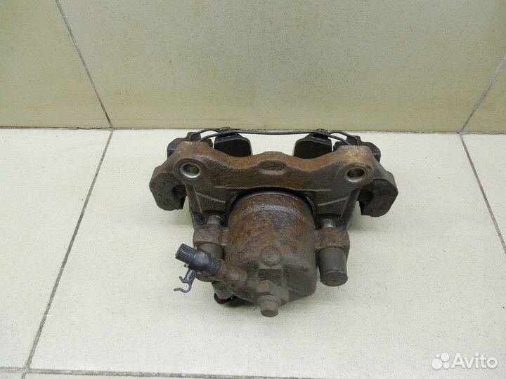 Суппорт передний правый Zafira (F75) 1999-2005